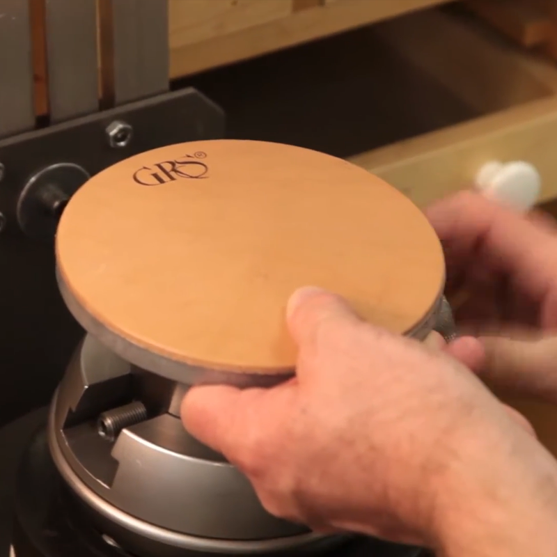 GRS Design en Layout Oppervlak - Leatherwork Vise recensie en prijs