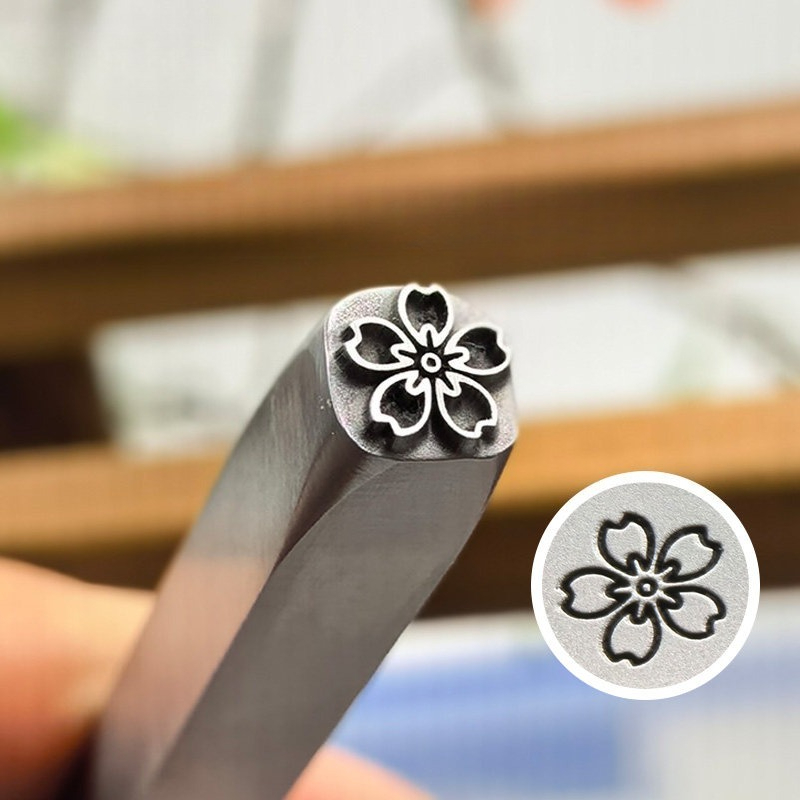 5/7mm Bloempatroon Metaal Stem - Leatherwork Embossing recensie en prijs
